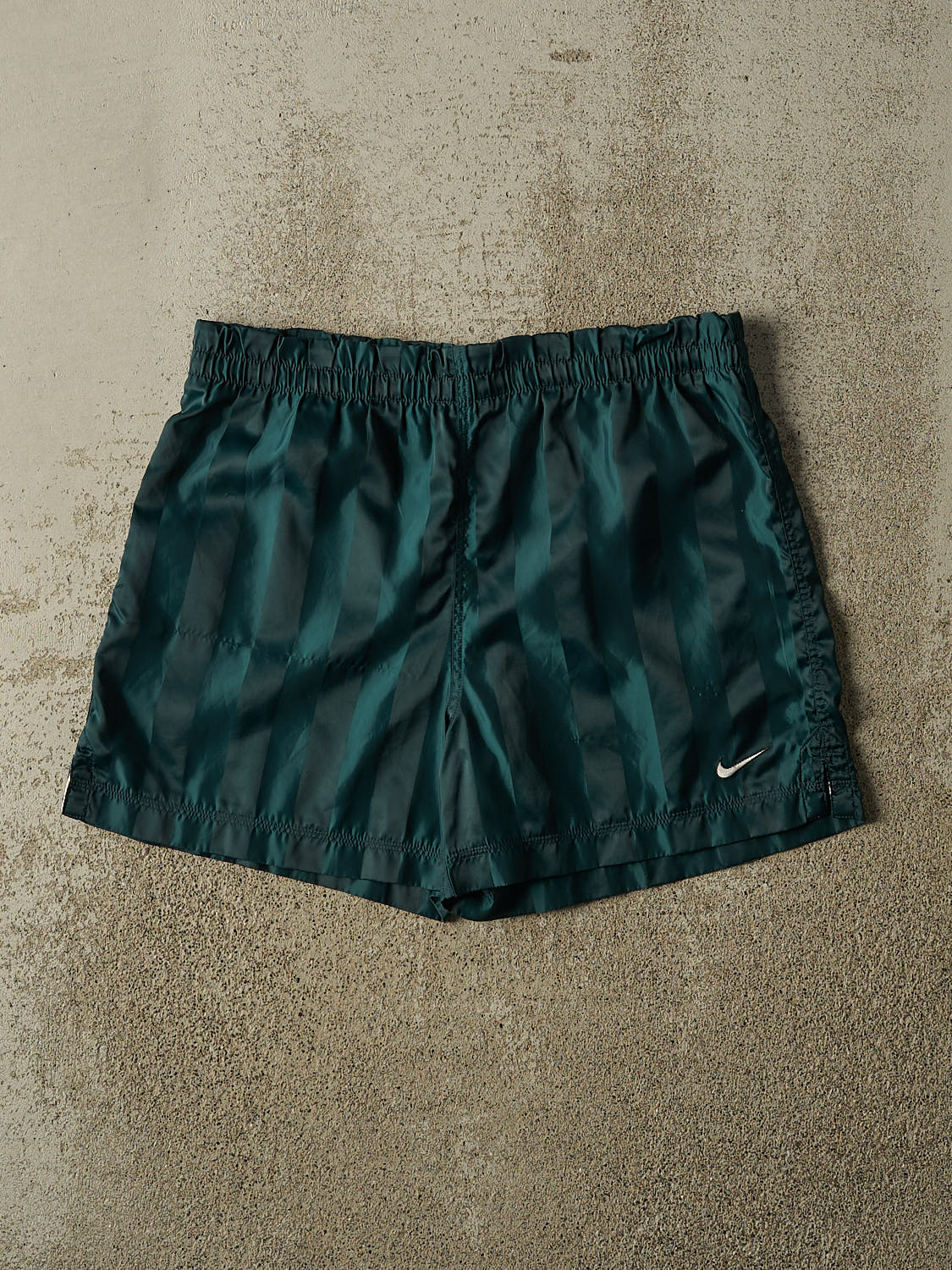 Vintage 90s Green Nike Track Shorts (34x4.5)