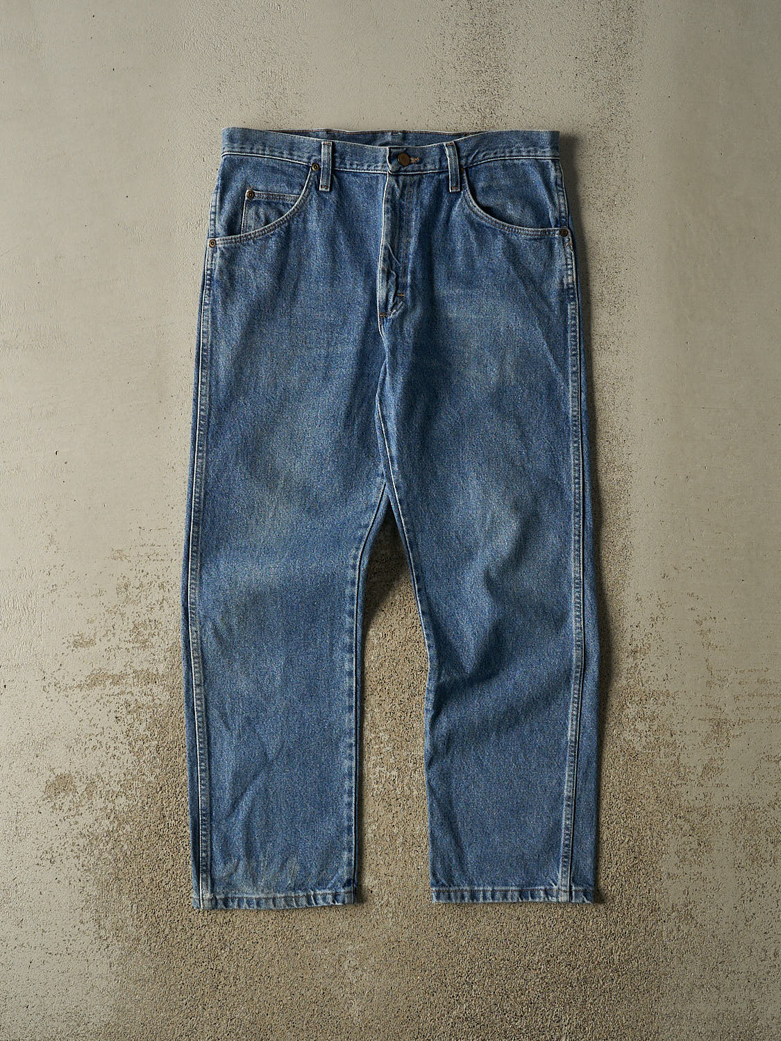 Vintage Y2K Mid Wash Wrangler Jeans (34x29)