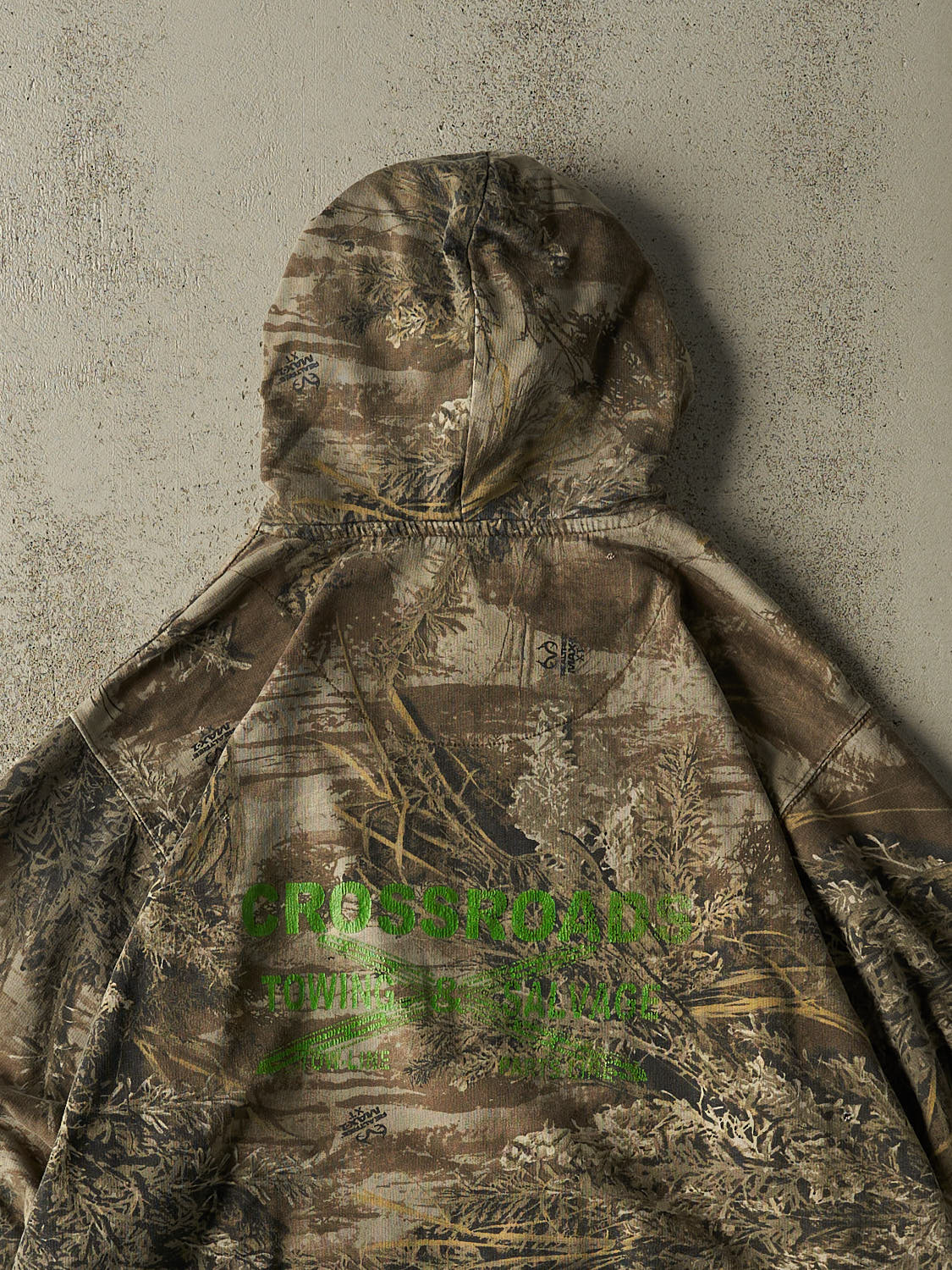 Vintage Y2K Camo Realtree x Cross Roads Towing Hoodie (XL)
