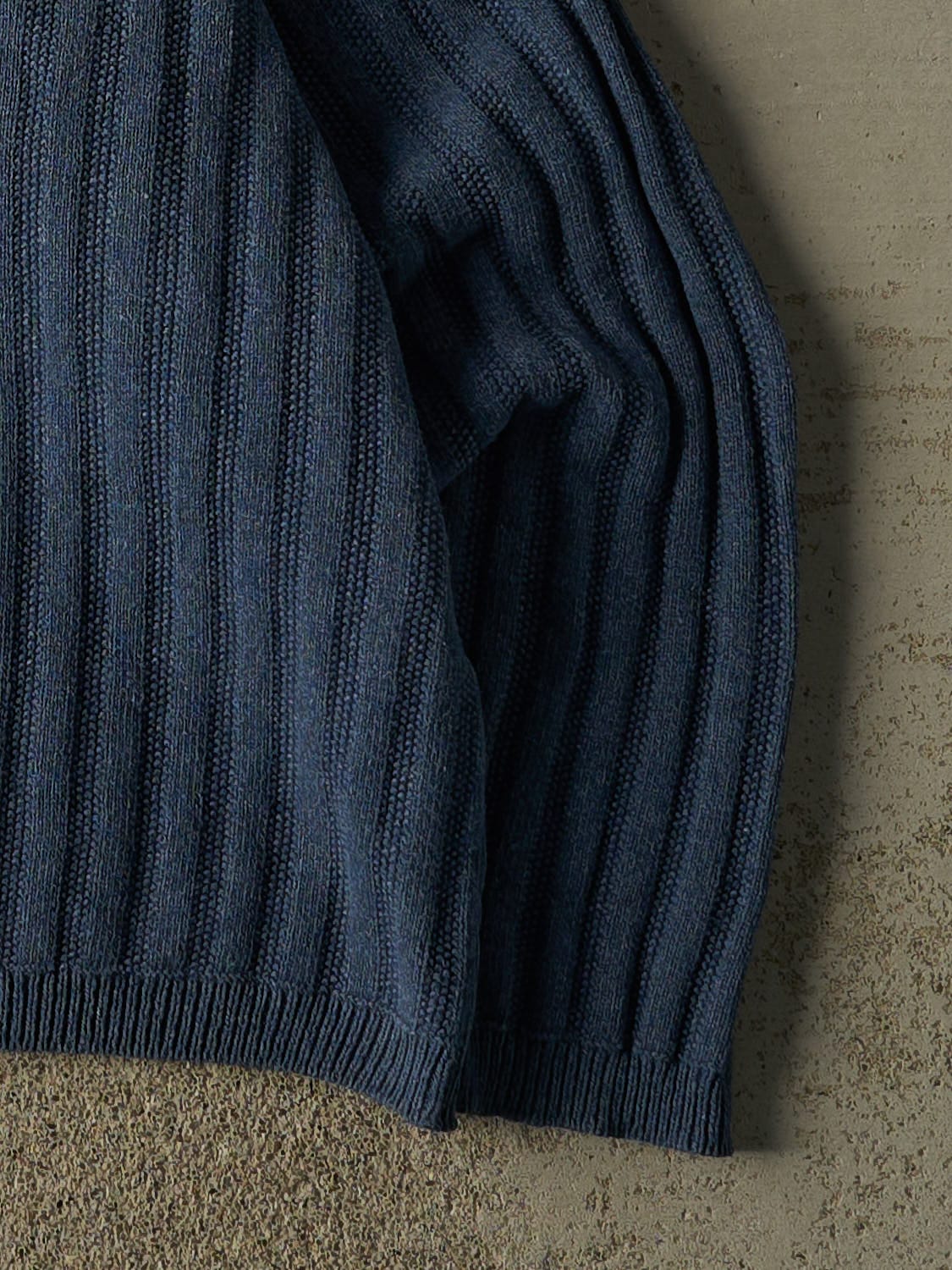 Vintage Y2K Blue Quarter Button Knit (L/XL)