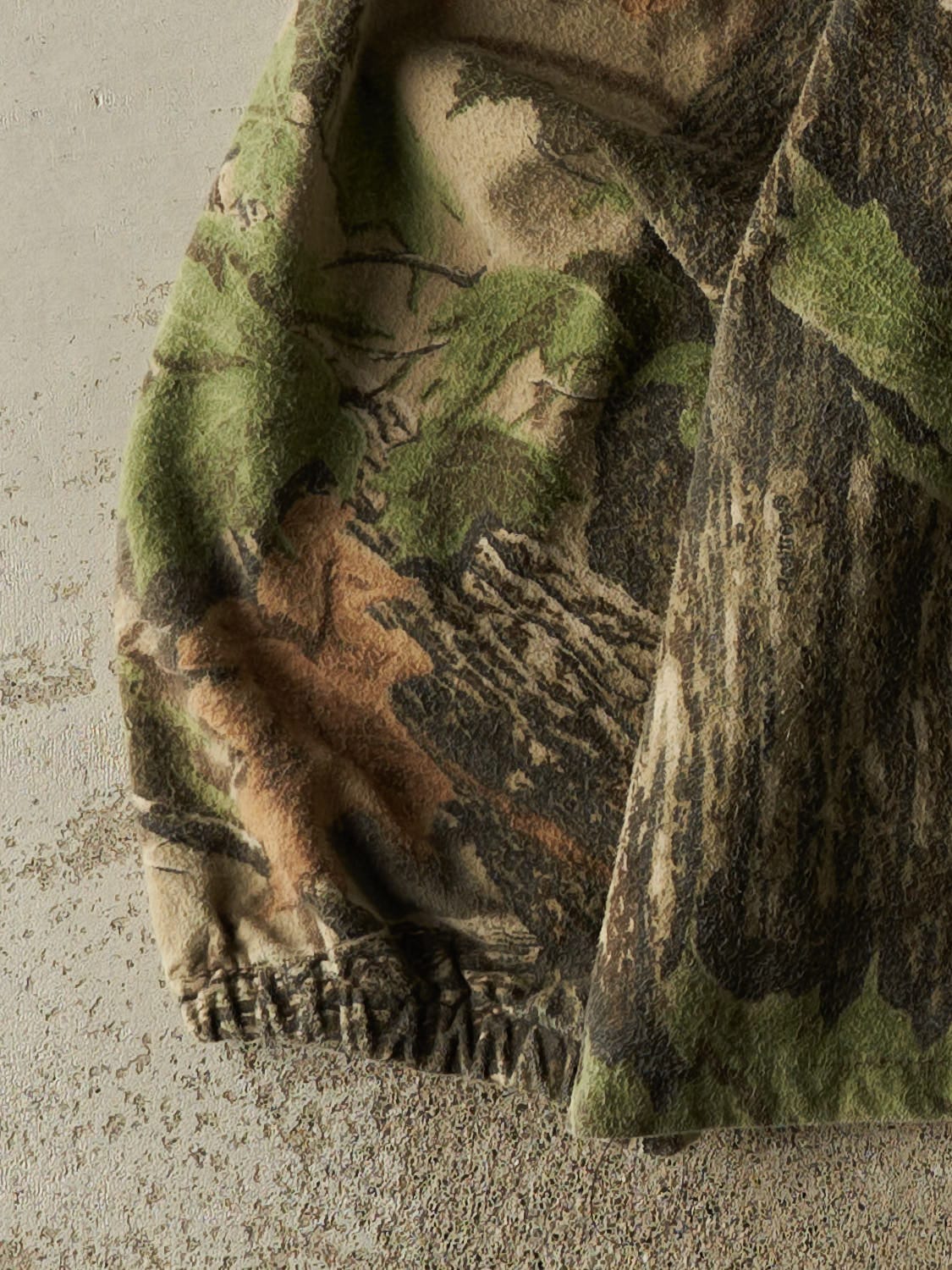 Vintage 90s Camo Realtree x Deer Skin Quarter Zip Pullover (L/XL)