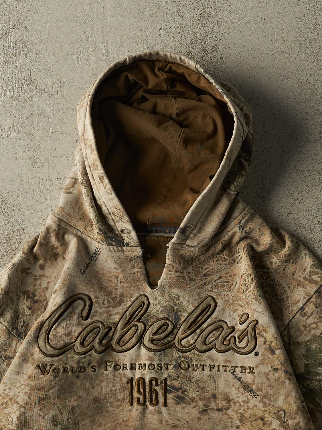 Vintage 90s Camo Cabela's Embroidered Hoodie (M)