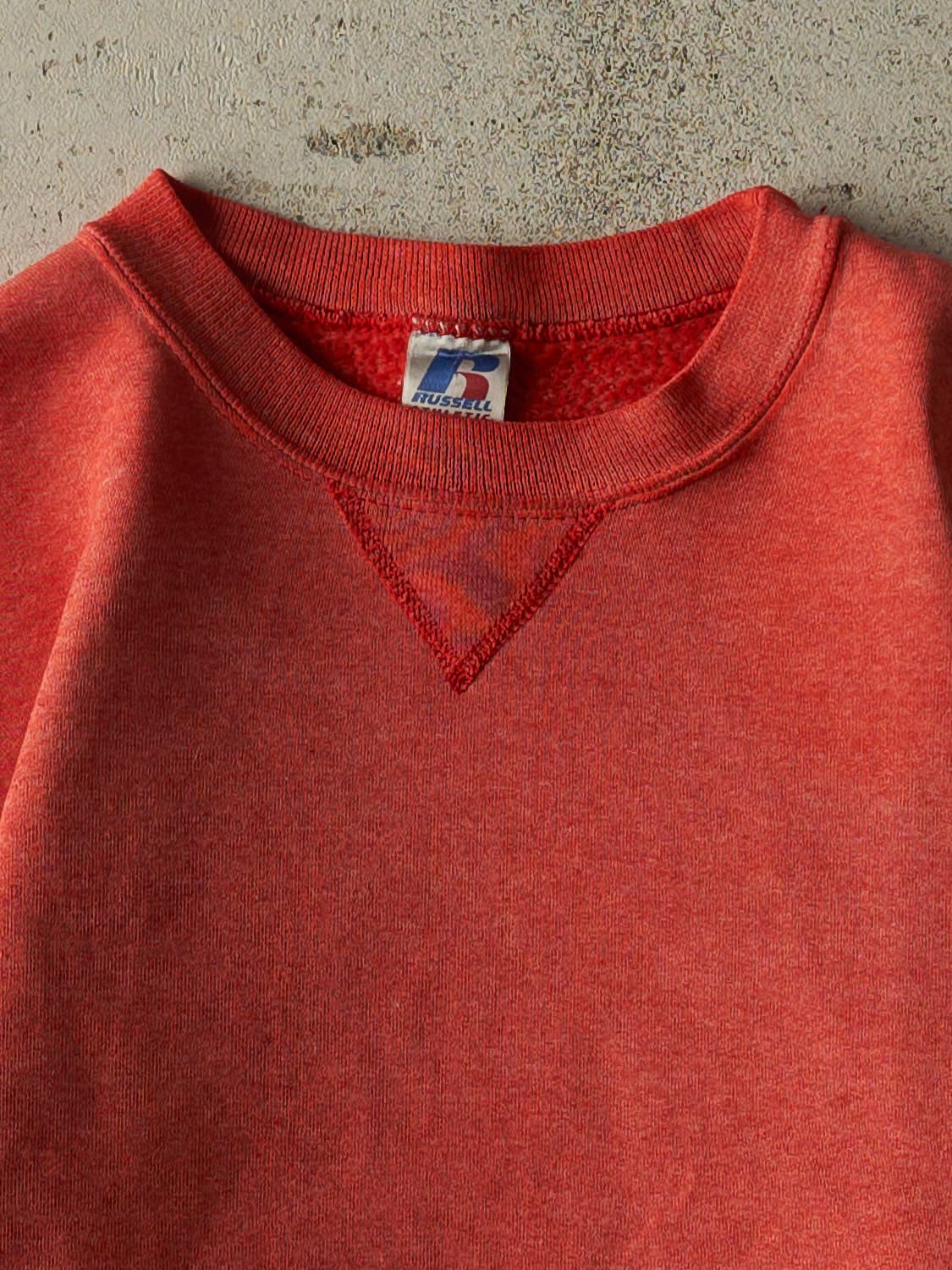 Vintage Y2K Sun Faded Red Russell Athletic Blank Crewneck (XS)