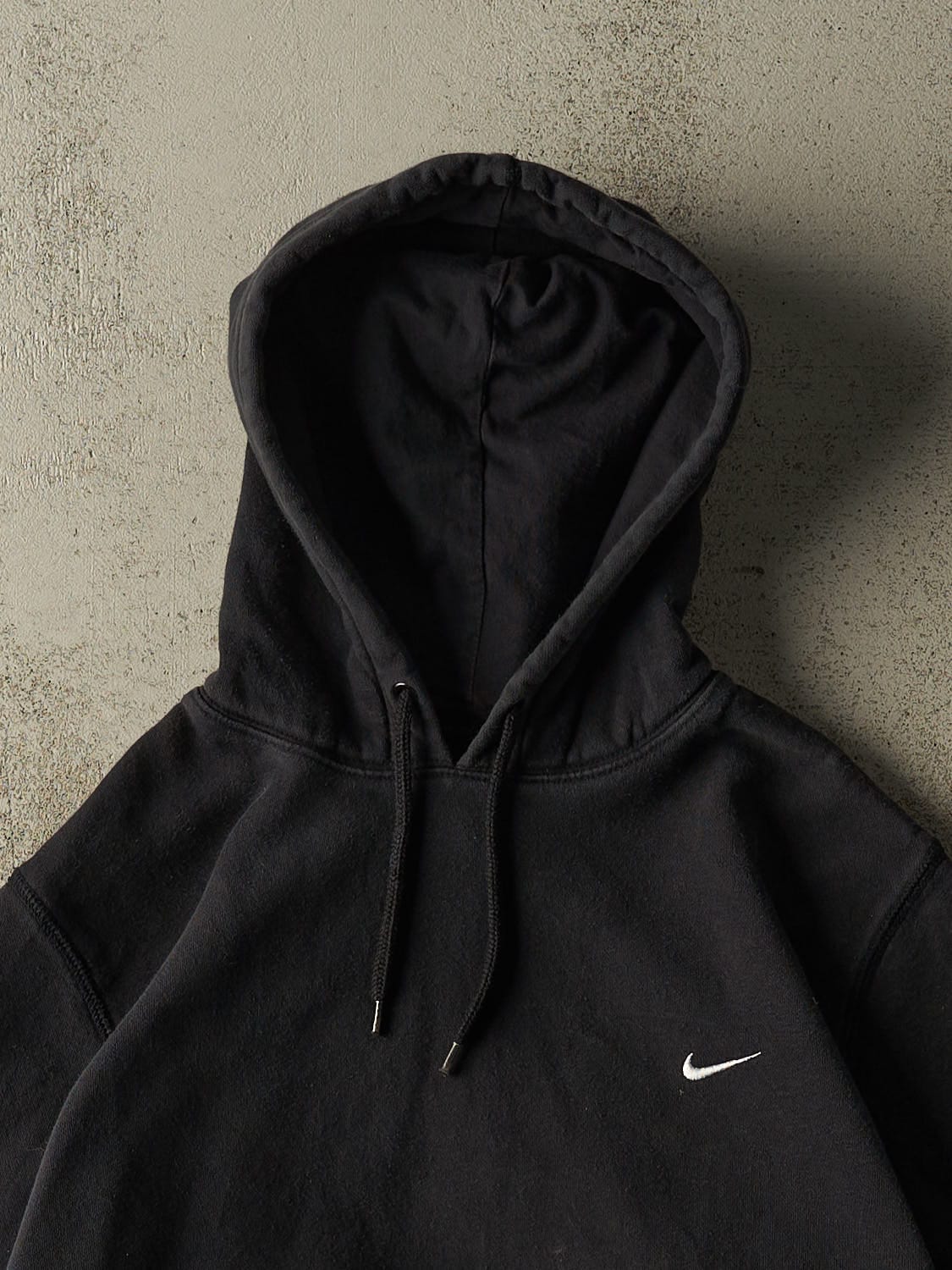 Vintage Y2K Black Nike Embroidered Swoosh Hoodie (M/L)