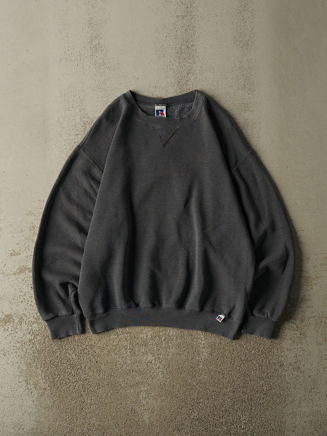 Vintage 90s Charcoal Grey Russell Athletic Blank Crewneck (M/L)