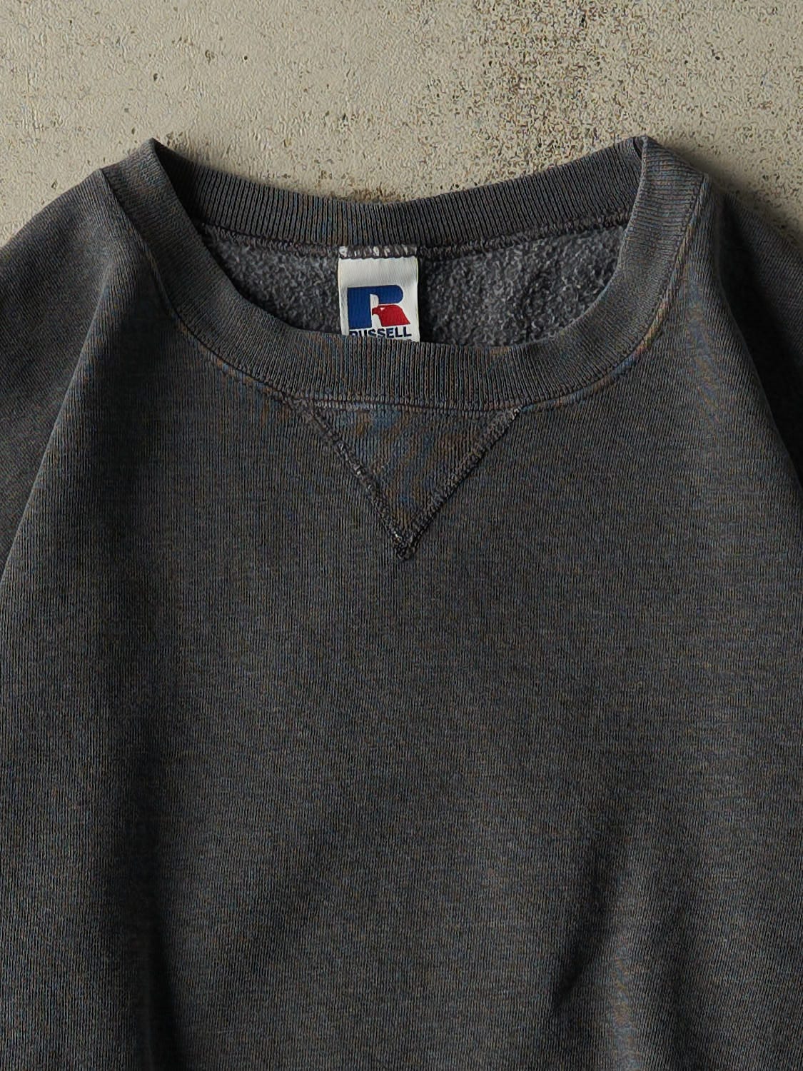 Vintage 90s Charcoal Grey Russell Athletic Blank Crewneck (M/L)