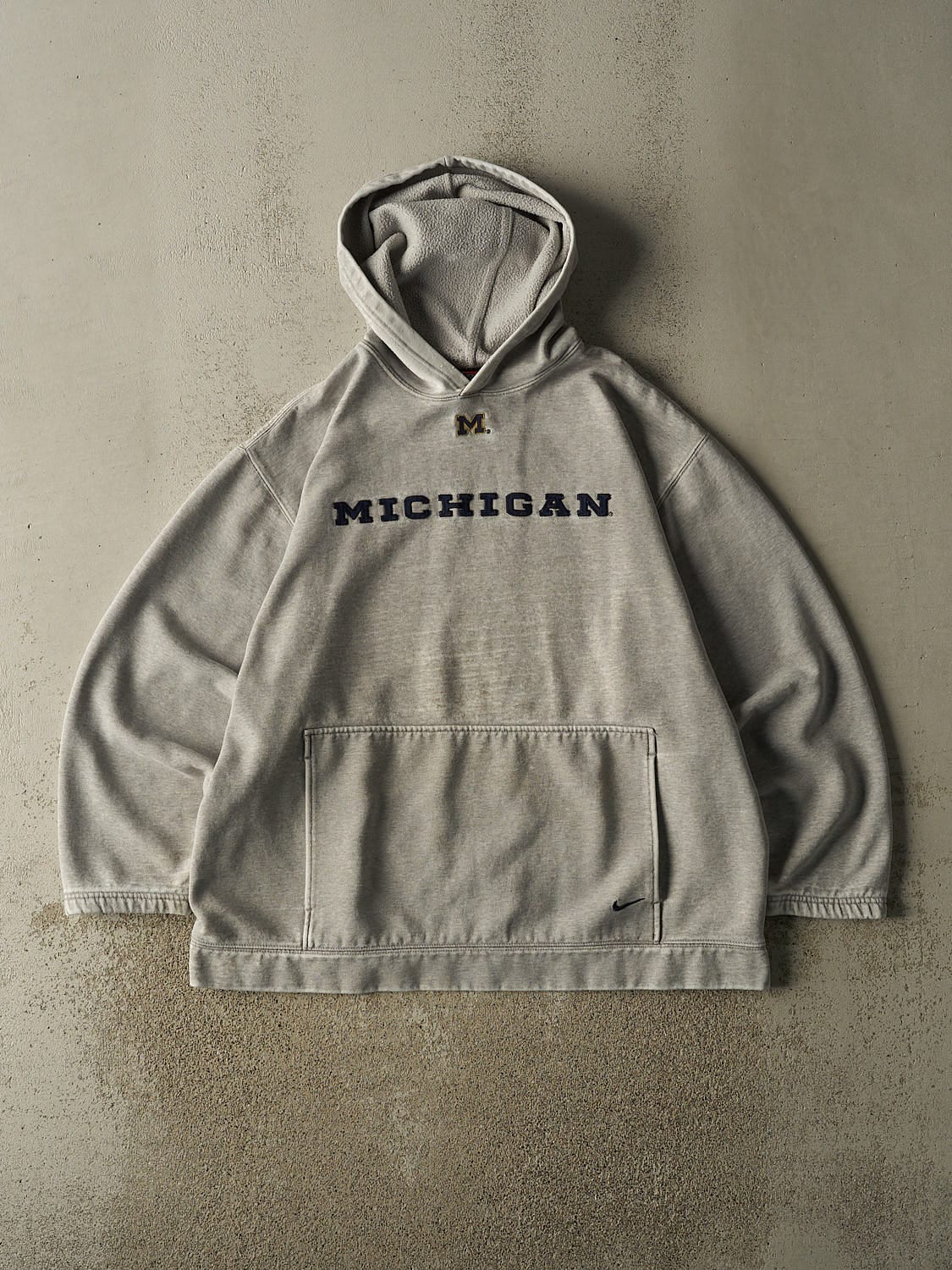 Vintage Y2K Grey Nike University of Michigan Hoodie (XL/XXL)