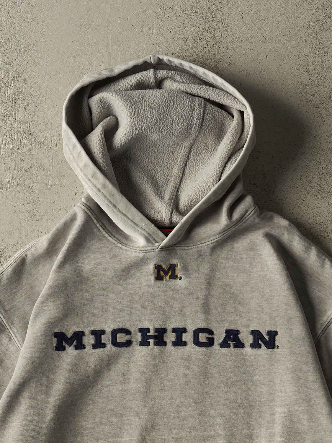 Vintage Y2K Grey Nike University of Michigan Hoodie (XL/XXL)