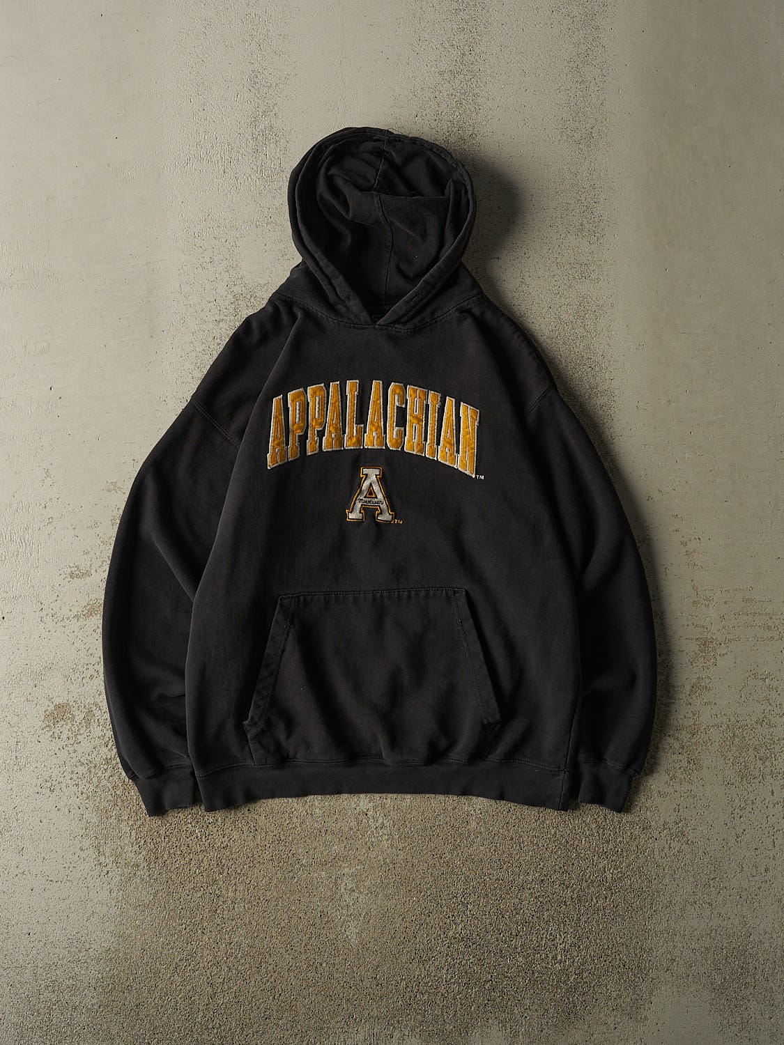 Vintage 90s Black Appalachian Embroidered Hoodie (L)