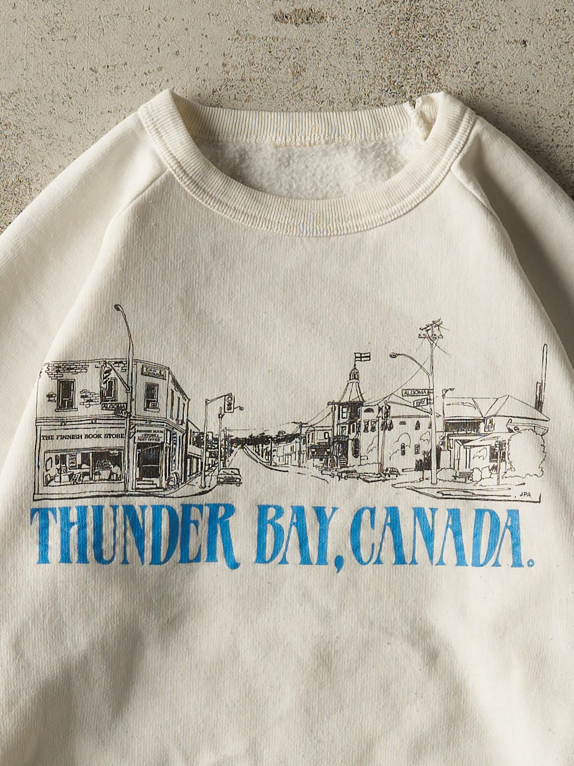 Vintage 80s White Thunder Bay Canada Crewneck (M)