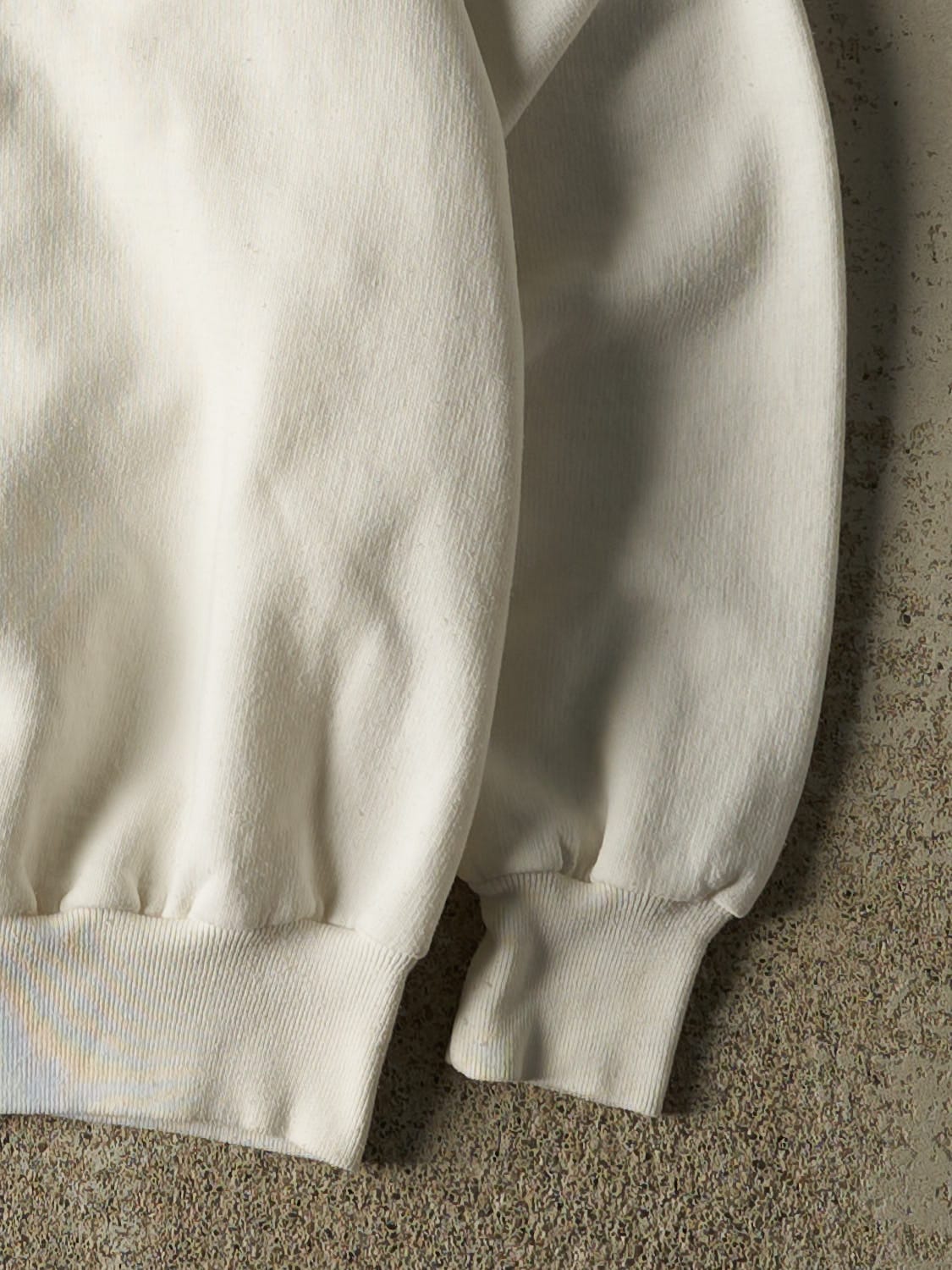 Vintage 80s White Thunder Bay Canada Crewneck (M)