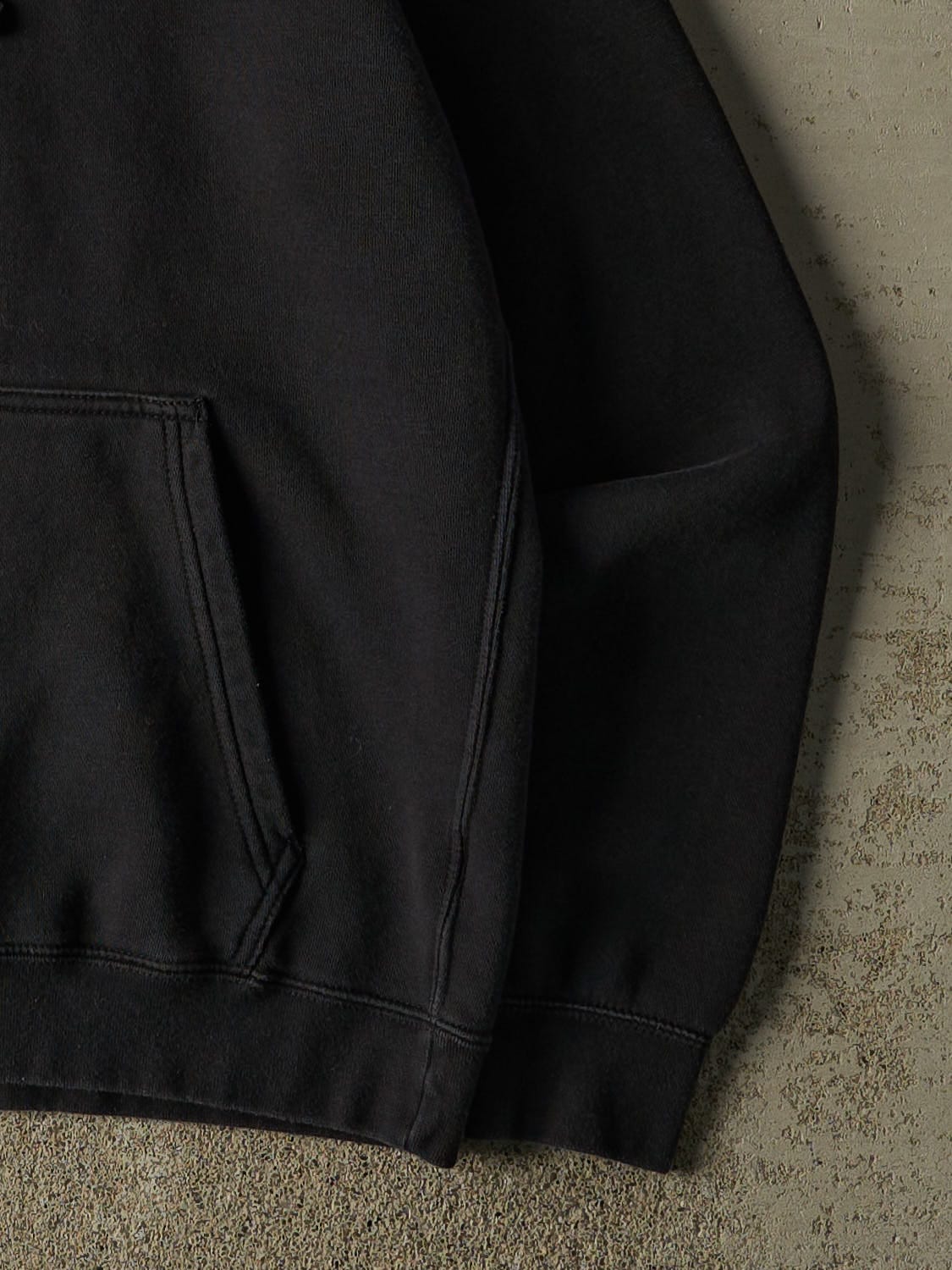 Vintage Y2K Black Nike Embroidered Hoodie (S/M)