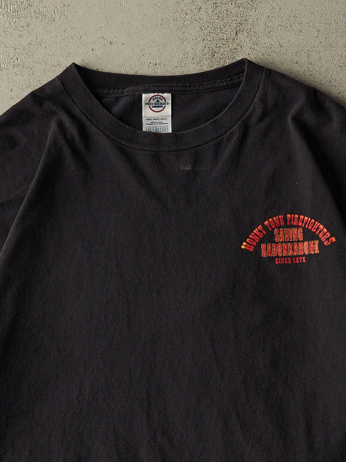Vintage 06' Black Honky Tonk Fire Fighters Tee (XL/XXL)