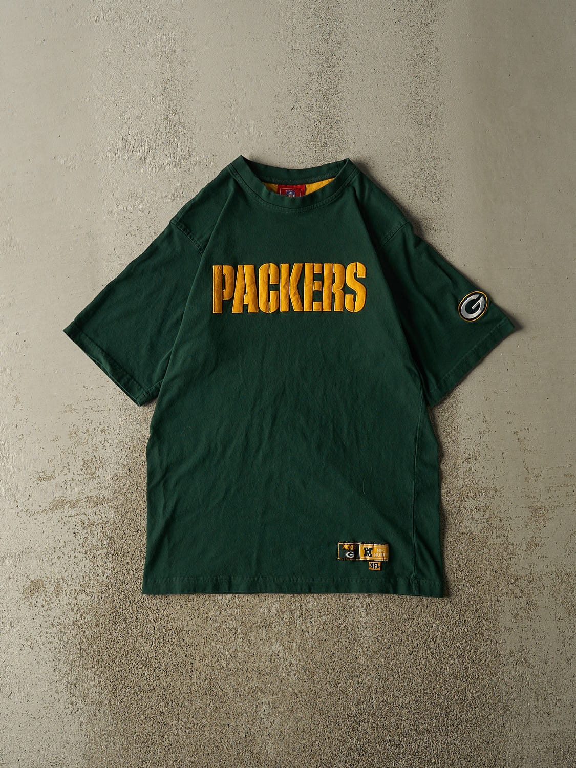 Vintage Y2K Green Green Bay Packers Embroidered Tee (M)