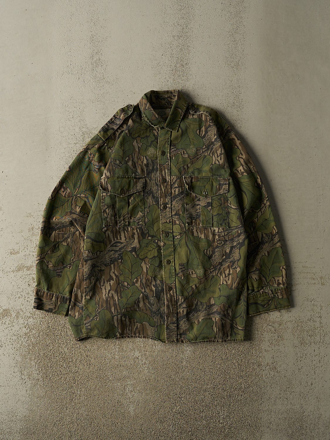 Vintage 90s Camo Mossy Oak Button Up Long Sleeve (L/XL)