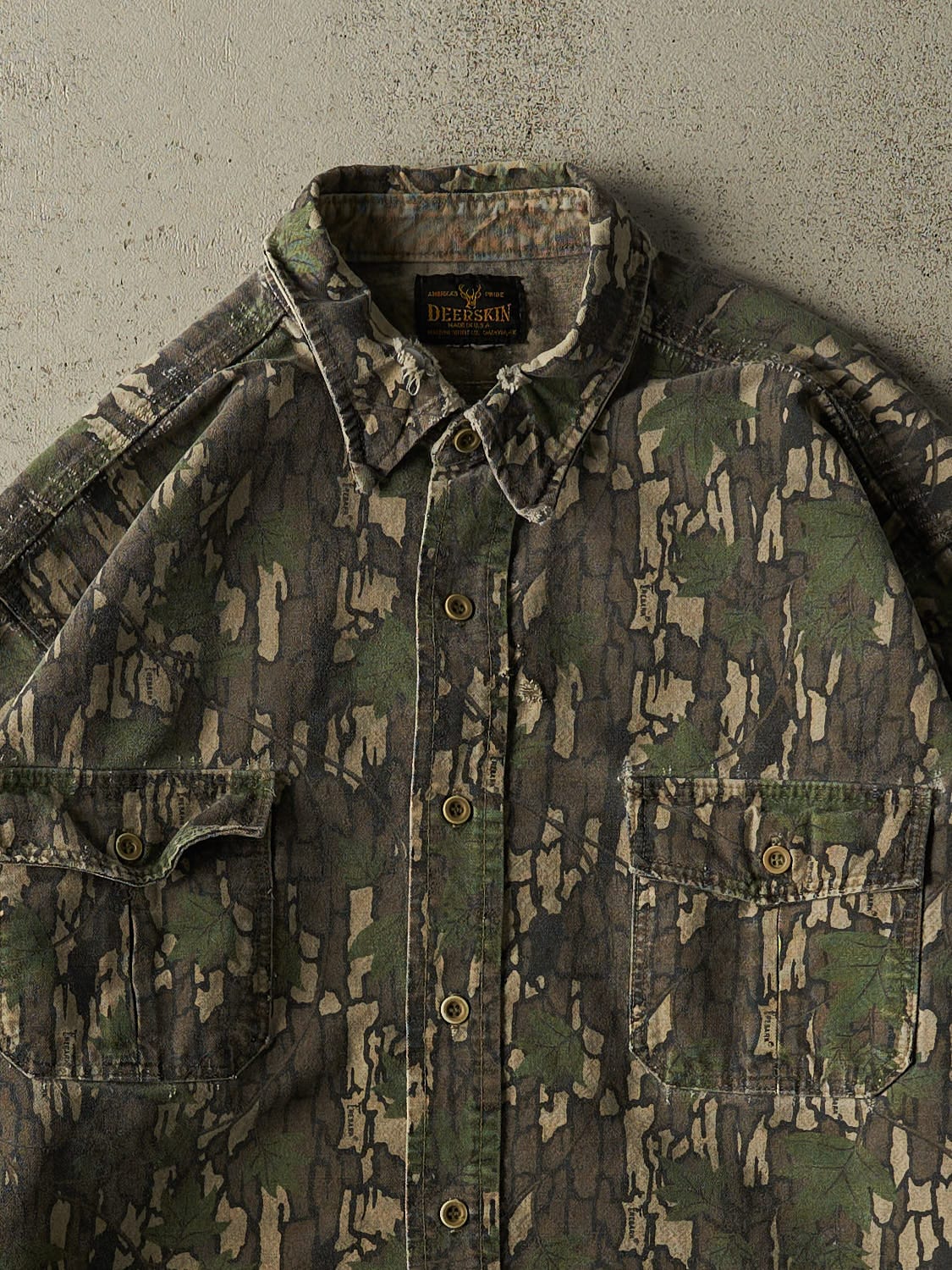 Vintage 90s Camo Trebark Button Up Long Sleeve (L/XL)