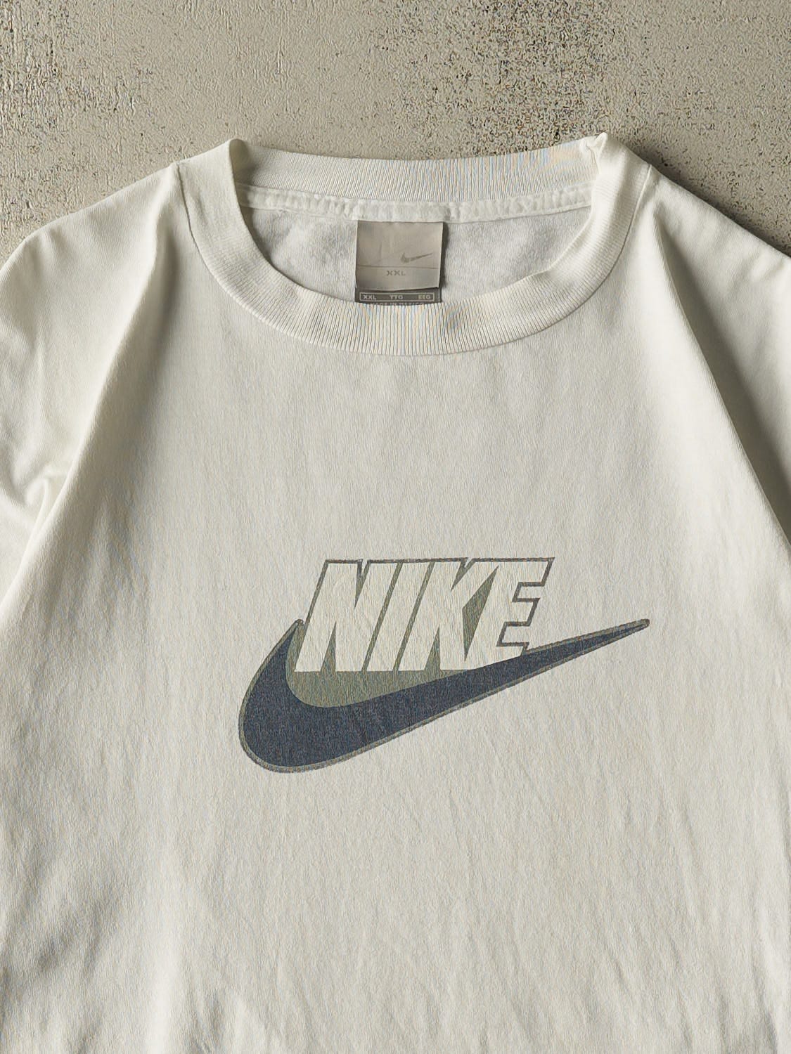 Vintage Y2K White Nike Logo Tee (XXL)