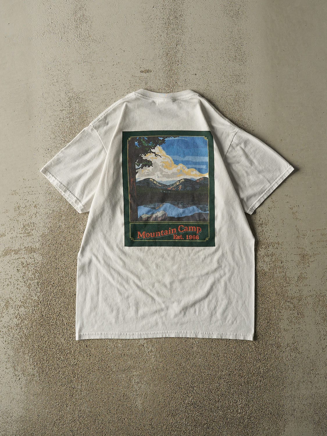 Vintage 90s White Mountain Camp Tee (M)