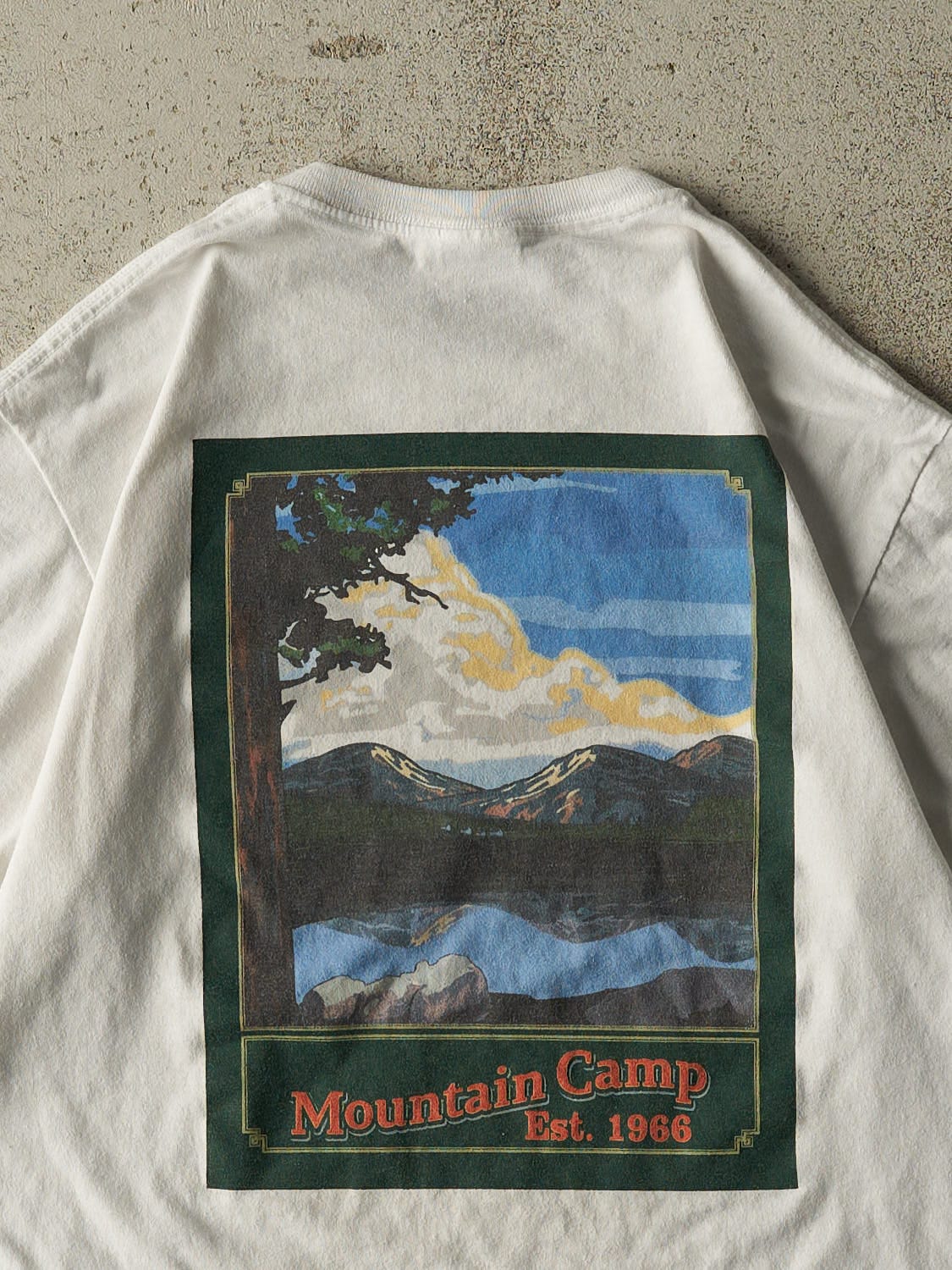 Vintage 90s White Mountain Camp Tee (M)