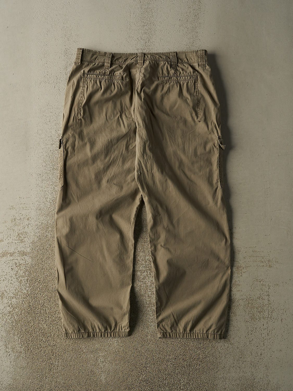 Vintage Y2K Beige Wrangler Cargo Work Pants (36x28.5)