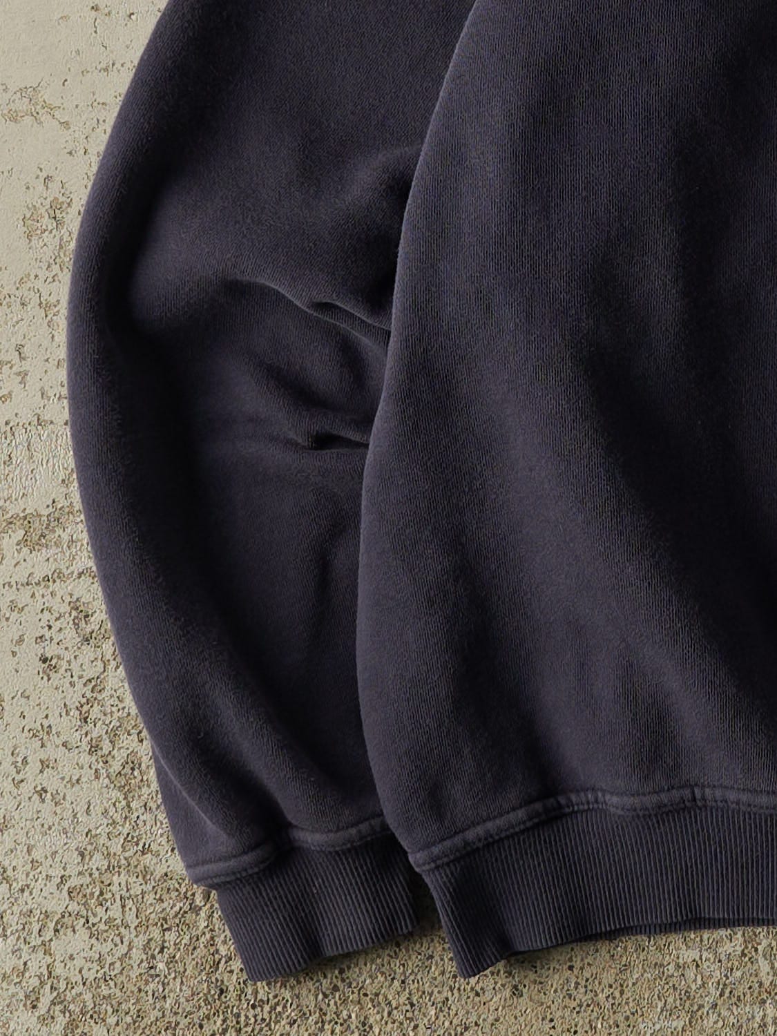Vintage 90s Navy Blue Fila Embroidered Crewneck (M/L)