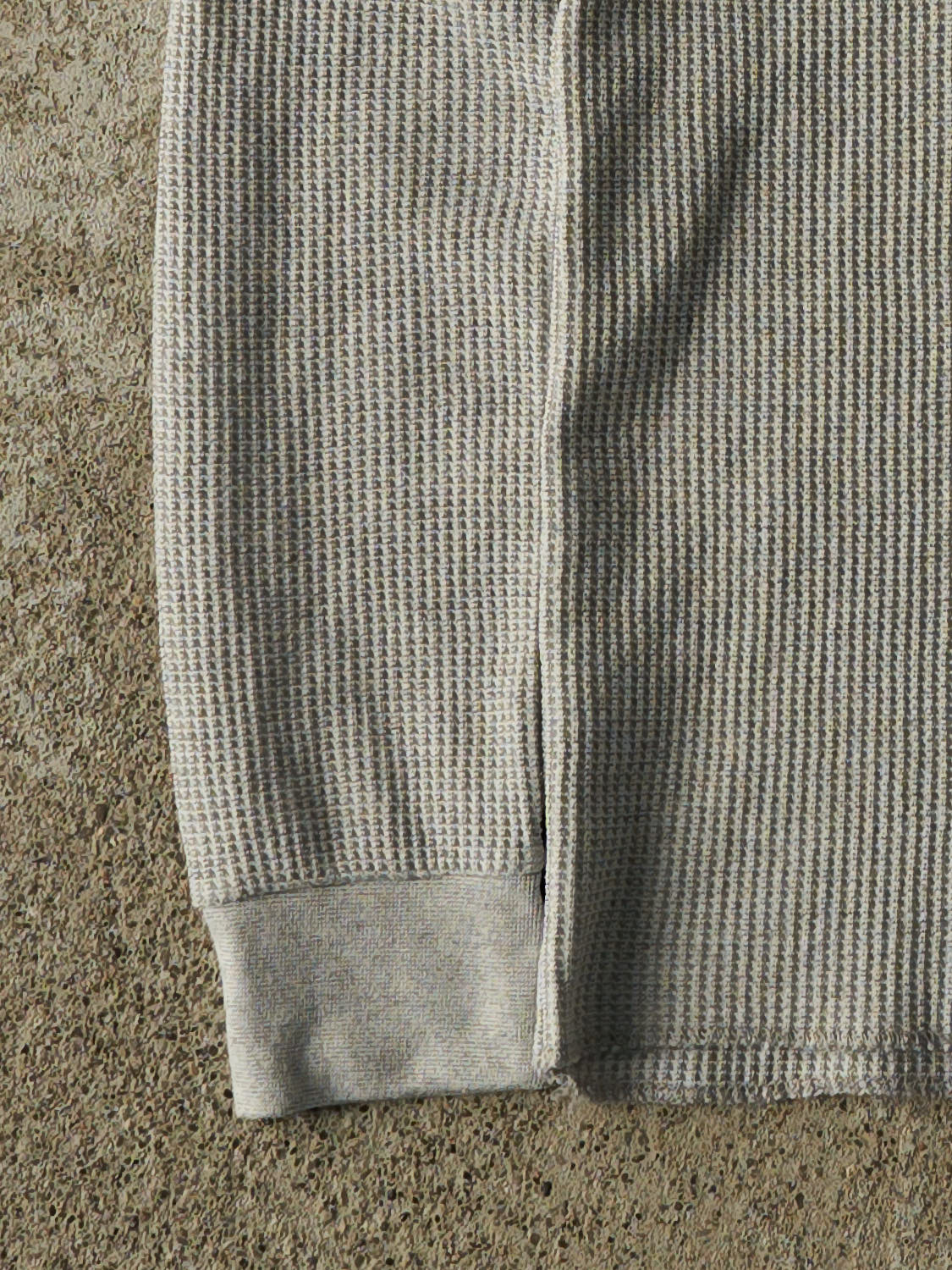 Vintage Y2K Grey Thermal Long Sleeve (XXXS/XXS)