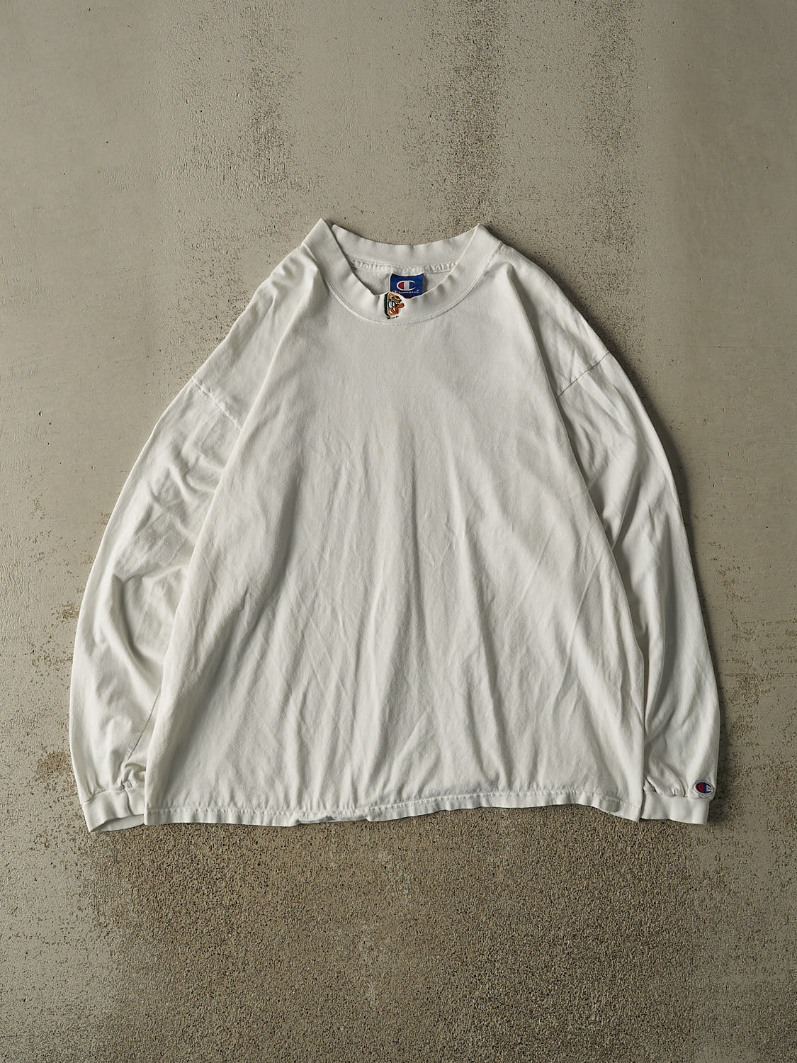 Vintage 90s White University of Oregon x Champion Long Sleeve (L/XL)