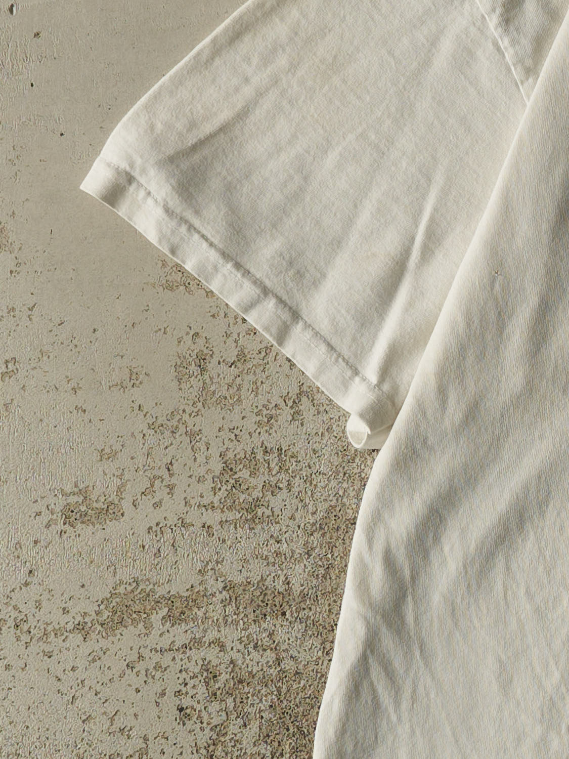 Vintage Y2K White Nike Embroidered Tee (L/XL)