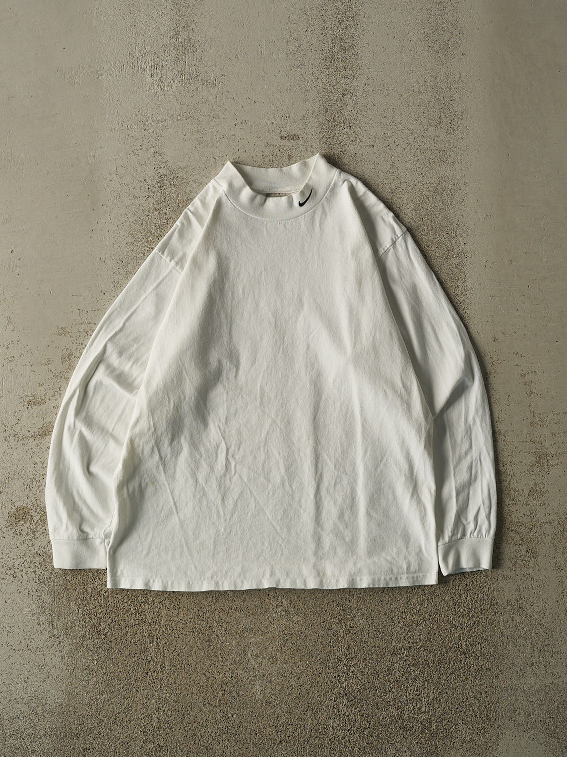 Vintage Y2K White Nike Mock Neck Long Sleeve (M/L)
