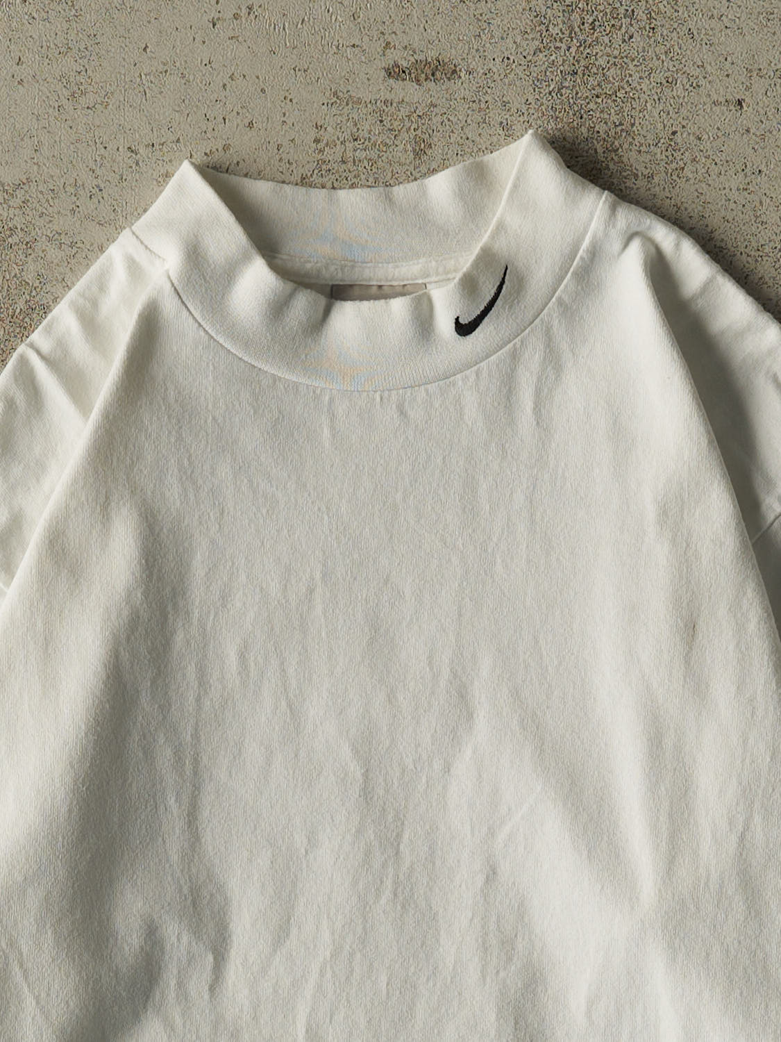 Vintage Y2K White Nike Mock Neck Long Sleeve (M/L)