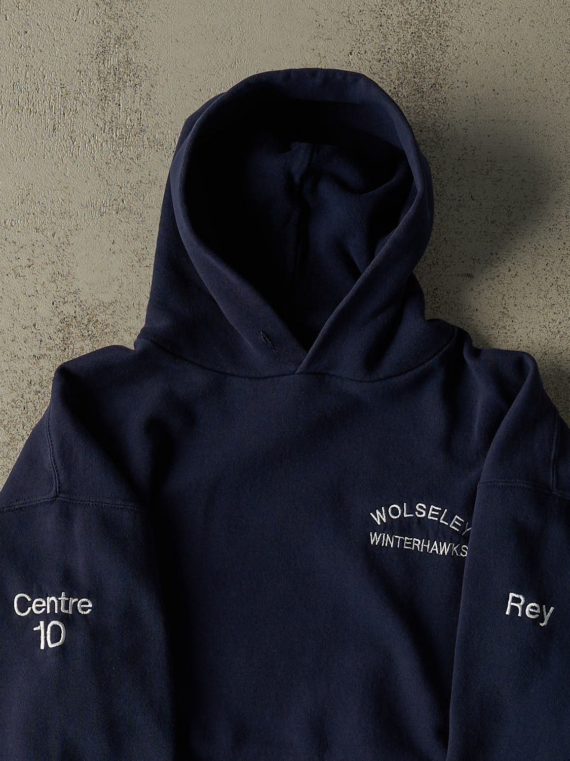 Vintage Y2K Navy Blue Russell Athletic Wolseley Winterhawks Hoodie (M/L)