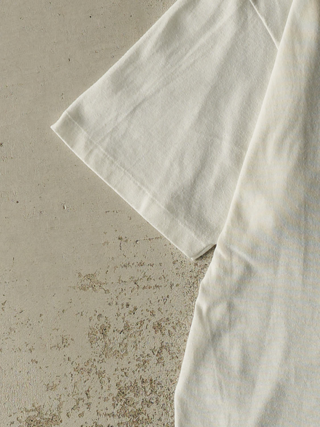 Vintage 80s White Blank Single Stitch Tee (S/M)