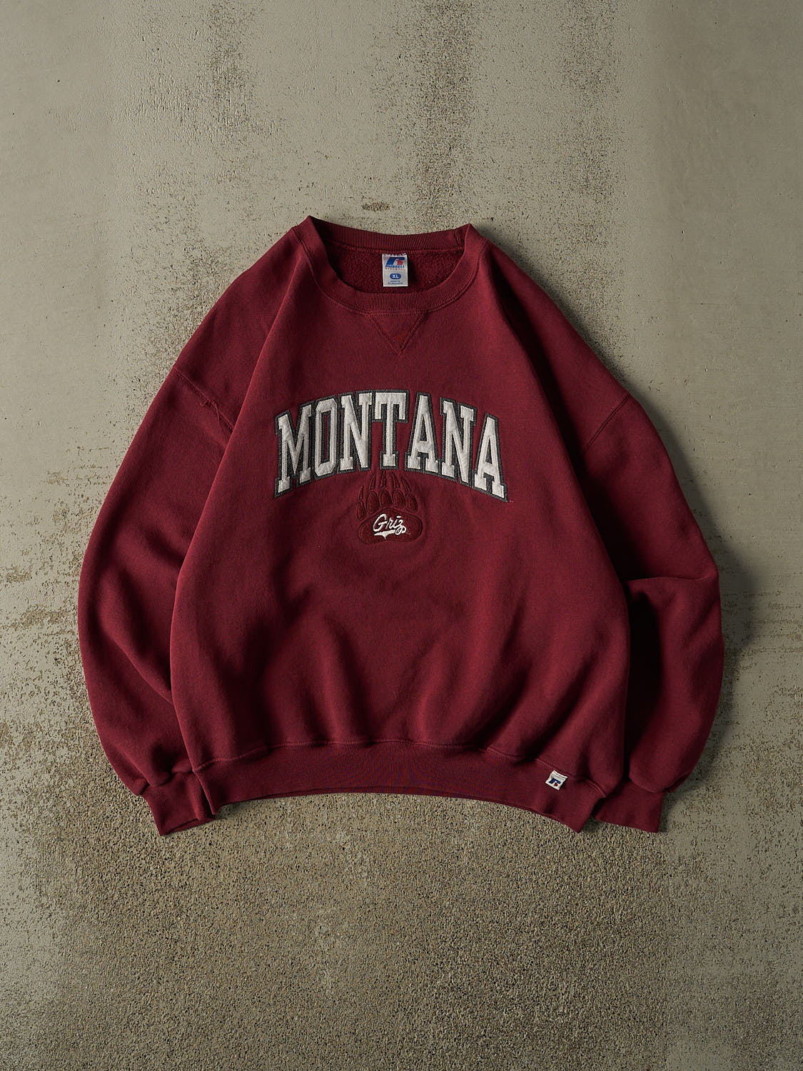Vintage Y2K Red Russell Athletic University of Montana Embroidered Crewneck (L/XL)