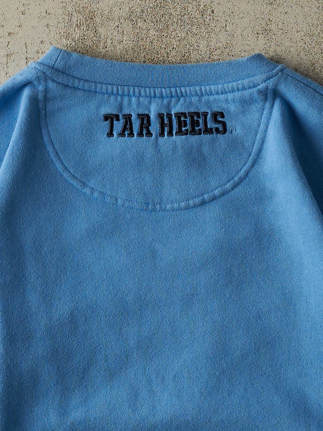 Vintage Y2K Baby Blue University of North Carolina Tar Heels Crewneck (L/XL)