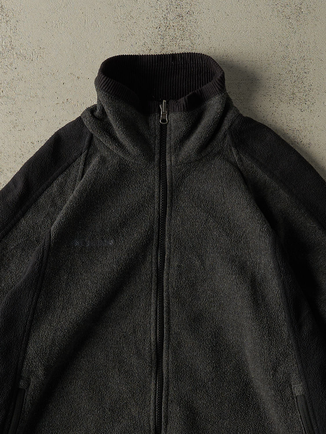 Vintage Y2K Charcoal Grey & Black Columbia Fleece (L/XL)