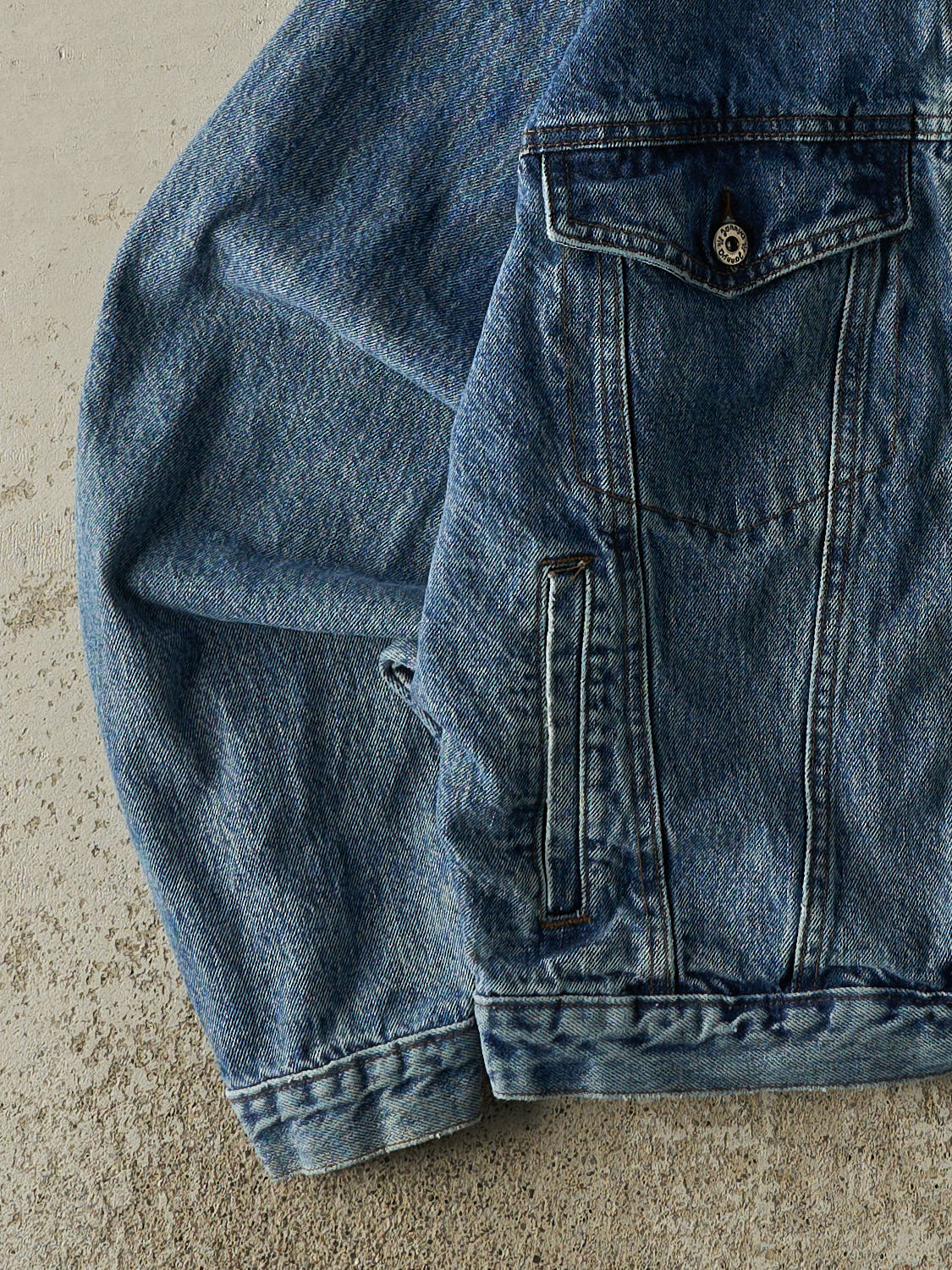 Vintage 90s Light Wash Jonny Q Denim Jacket (S/M)