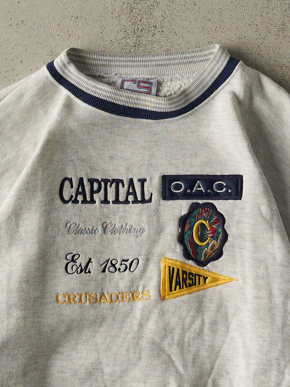 Vintage 90s Heather Grey Capital Crusaders Embroidered Ribbed Crewneck (L/XL)