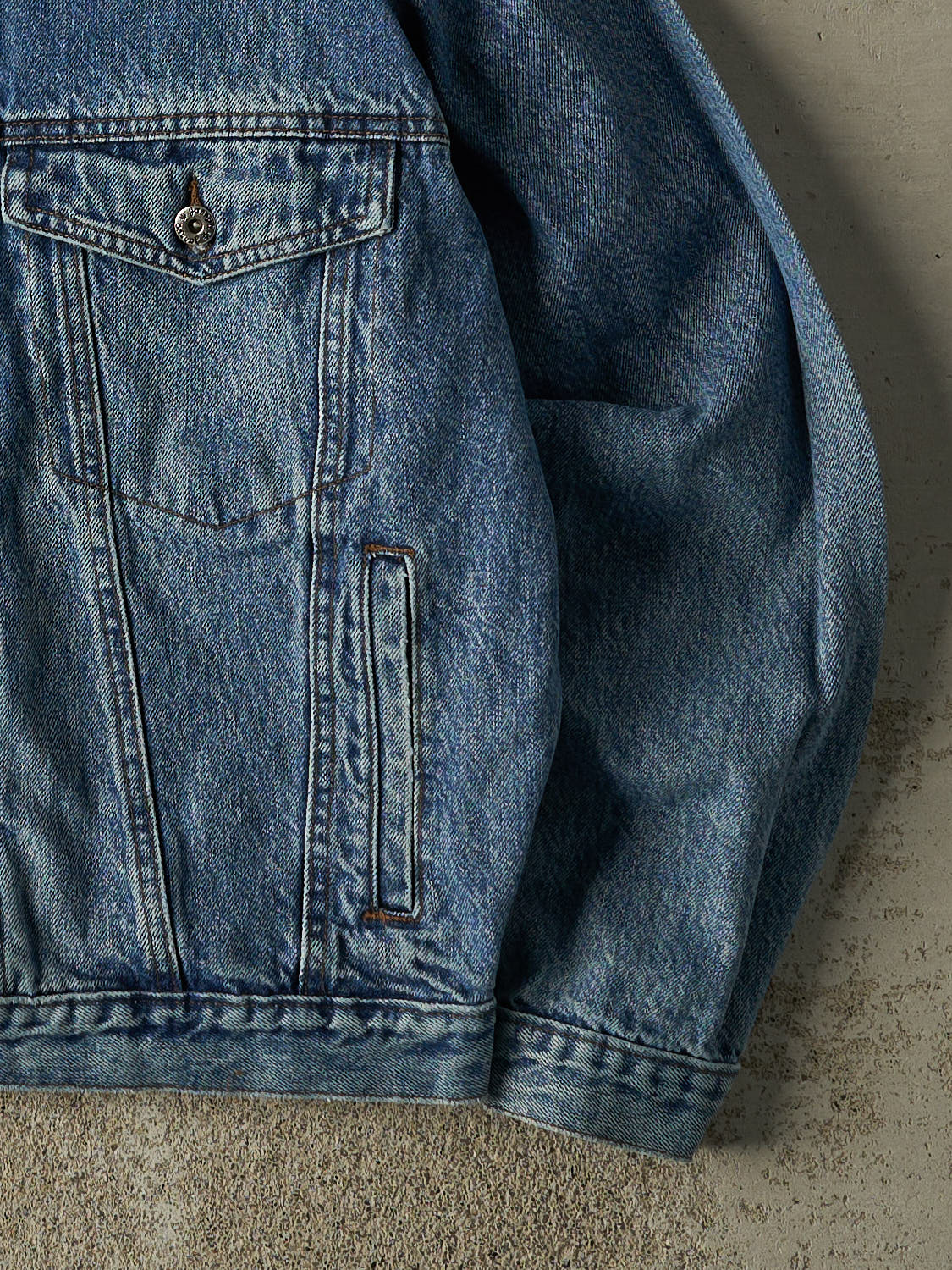 Vintage 90s Light Wash Jonny Q Denim Jacket (S/M)