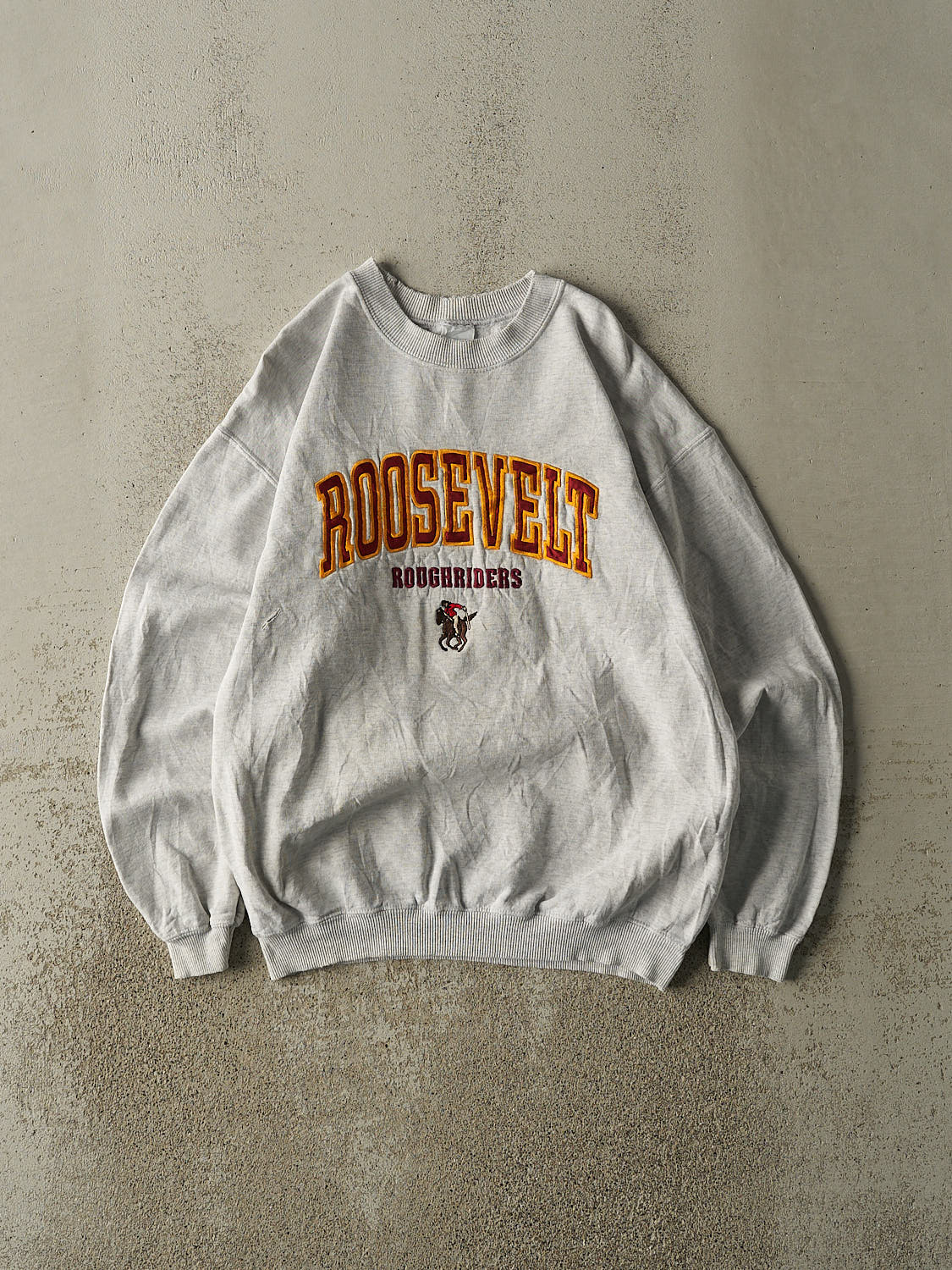 Vintage 90s Heather Grey Roosevelt Roughriders Embroidered Crewneck (M/L)