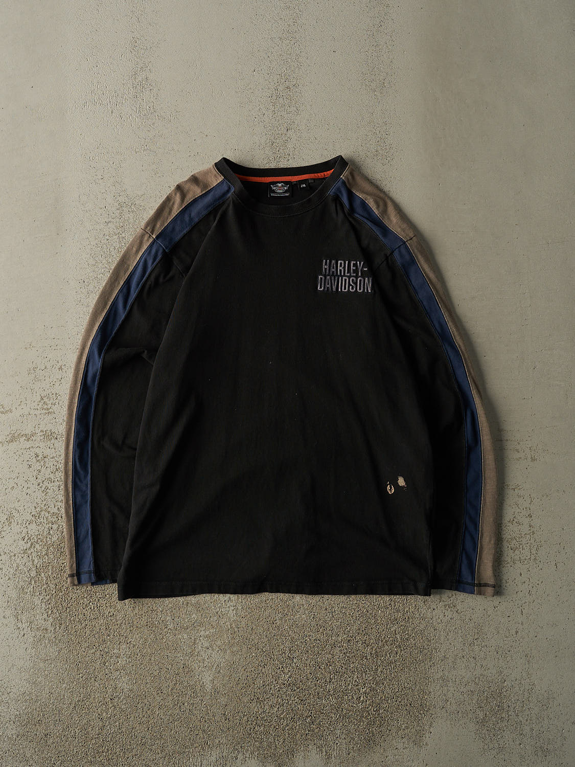 Vintage Y2K Black Harley Davidson Embroidered Long Sleeve (XL/XXL)