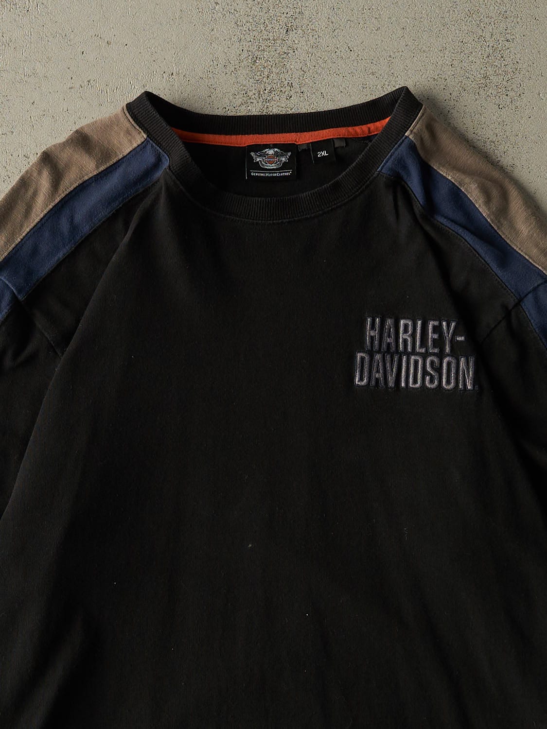 Vintage Y2K Black Harley Davidson Embroidered Long Sleeve (XL/XXL)