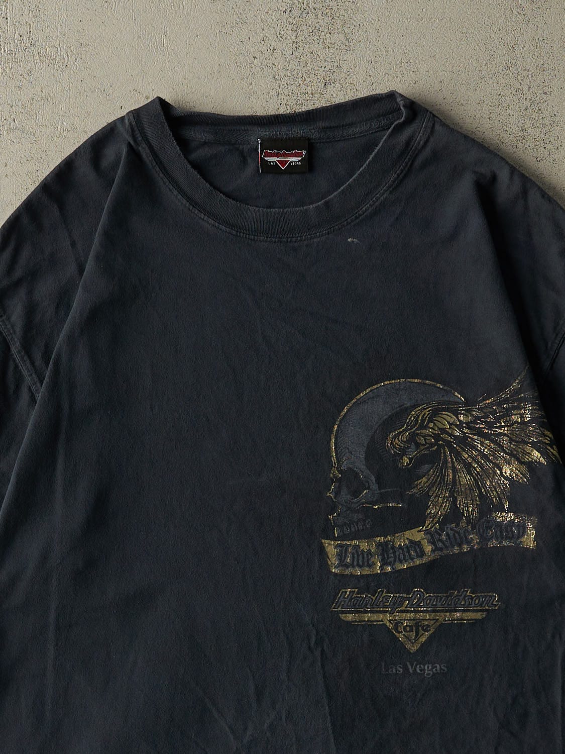 Vintage Y2K Navy Blue Harley Davidson Cafe Las Vegas Tee (XL)