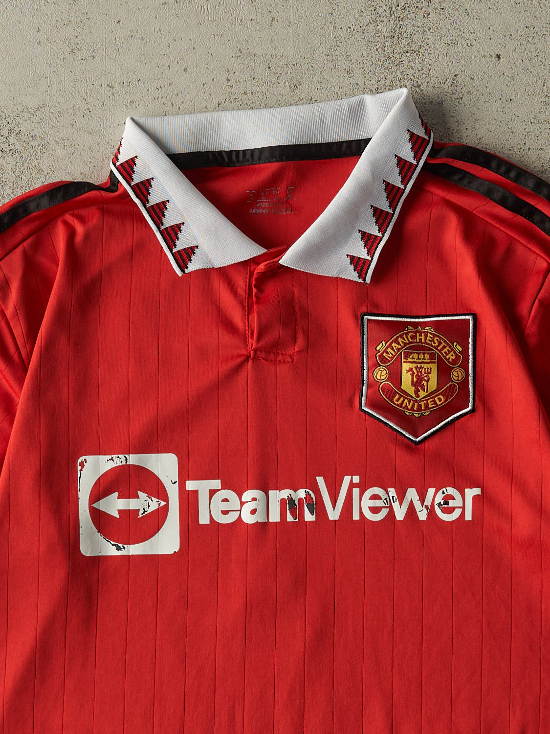 Vintage Y2K Red Manchester United Cristiano Ronoldo Jersey (M)