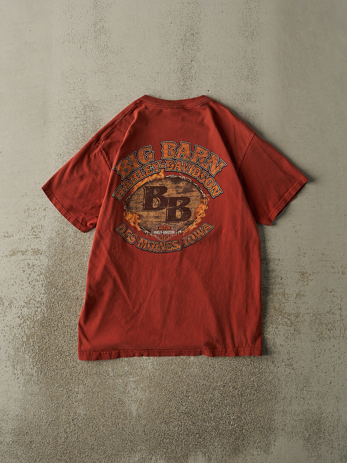 Vintage 08' Burgundy Harley Davidson Des Moines Iowa Tee (M/L)