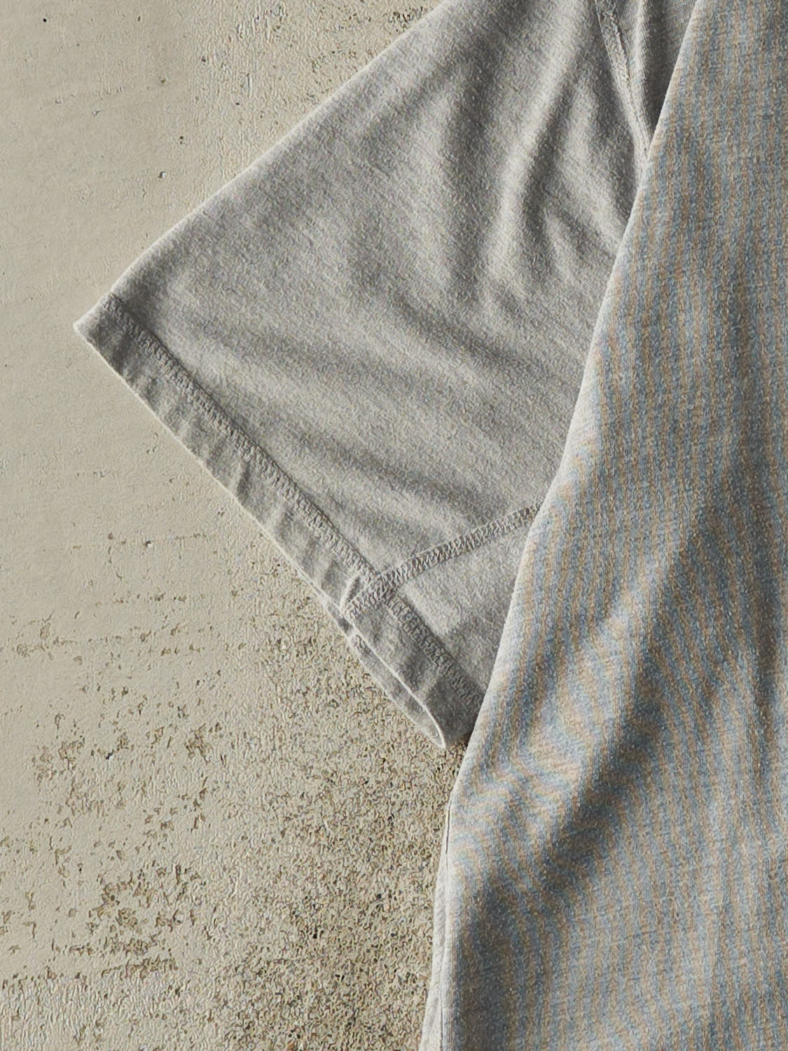 Vintage Y2K Grey Carhartt Pocket Tee (L/XL)