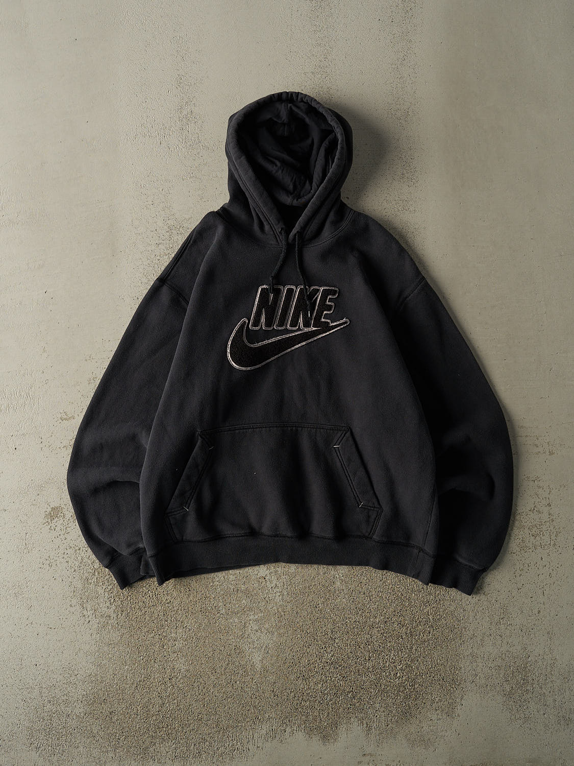 Vintage Y2K Black Nike Chenille Embroidered Hoodie (L/XL)