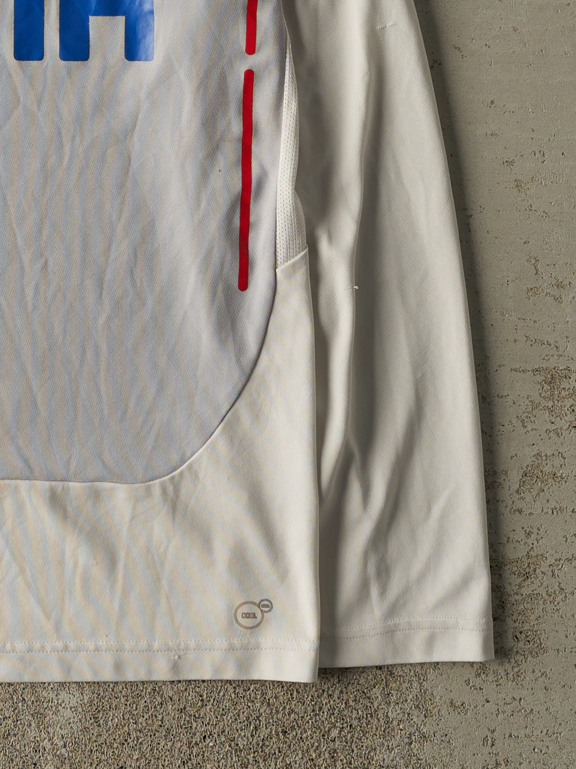 Vintage Y2K White Italia Soccer Jersey (M/L)