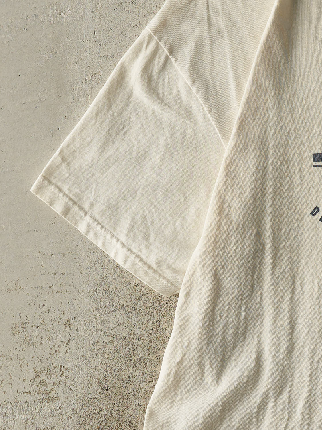 Vintage 98' White Tweety Bird Tee (L/XL)