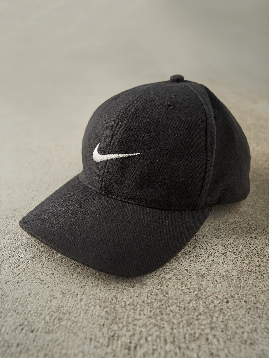 Vintage 90s Black Nike Embroidered Snapback (O/S)