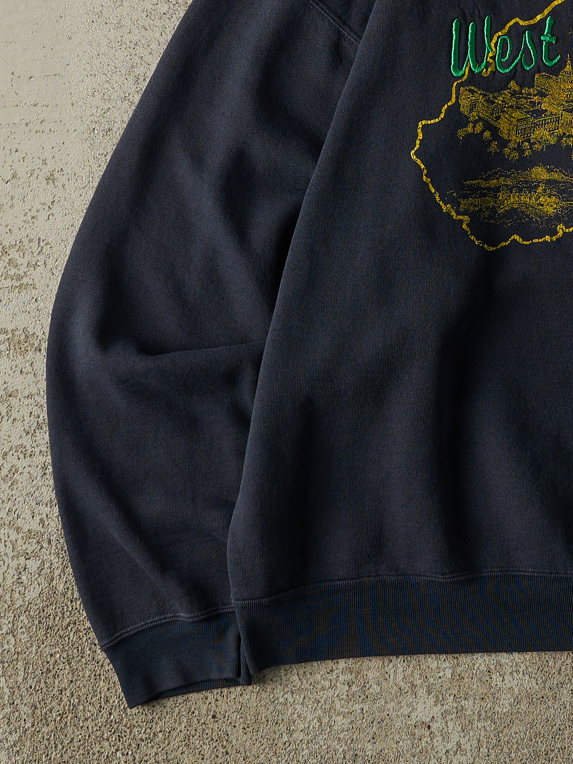 Vintage 90s Navy Blue West Virginia Embroidered Crewneck (XL)